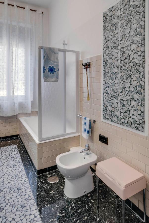 Sentirsi A Casa, Lontano Da Casa-Feel At Home Away From Home Caronno Pertusella Exterior foto