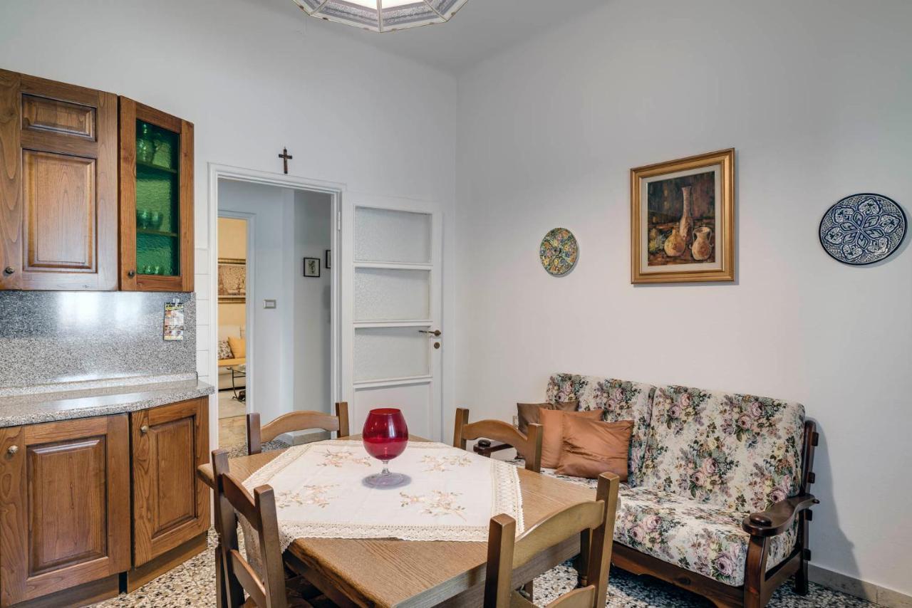 Sentirsi A Casa, Lontano Da Casa-Feel At Home Away From Home Caronno Pertusella Exterior foto