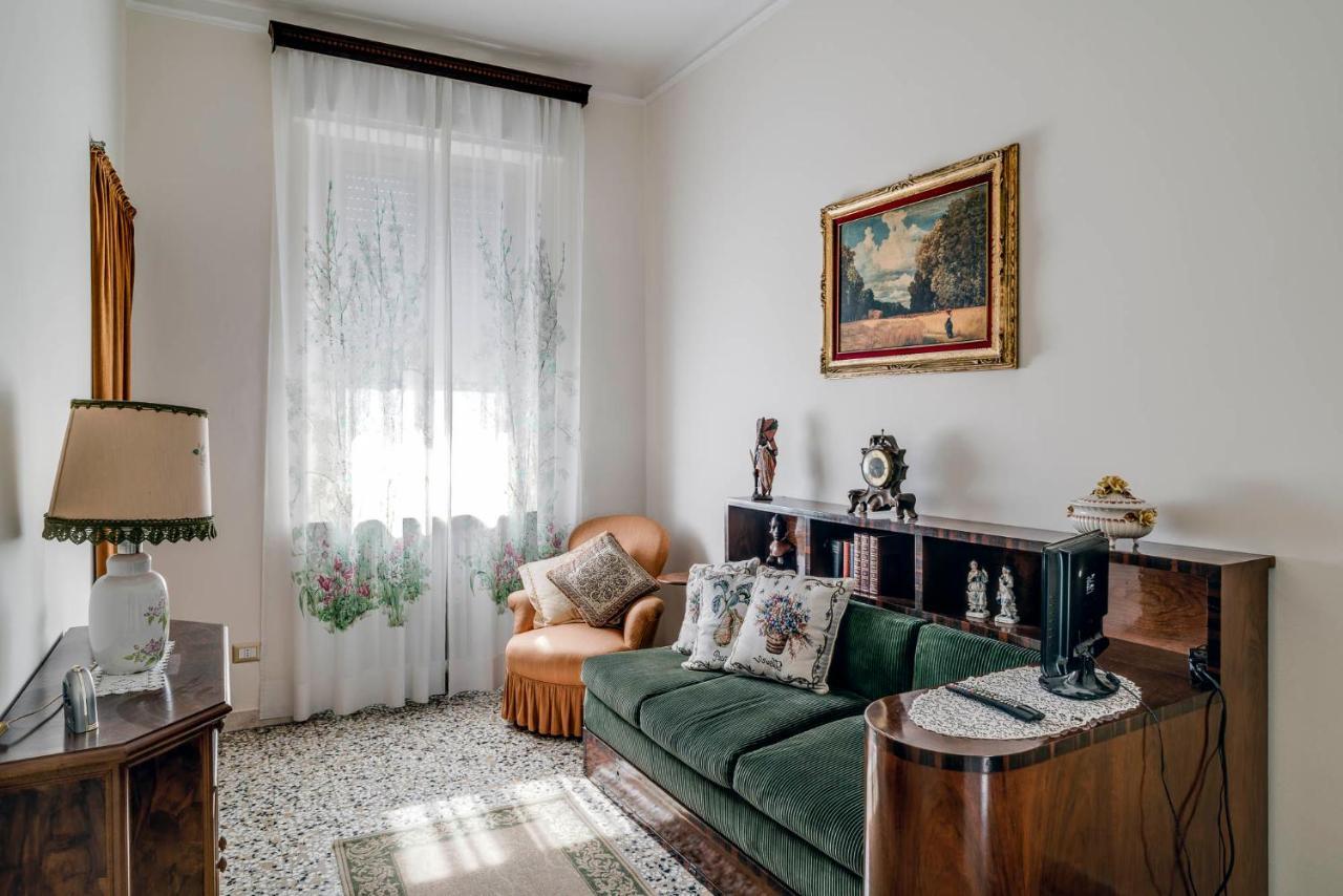 Sentirsi A Casa, Lontano Da Casa-Feel At Home Away From Home Caronno Pertusella Exterior foto