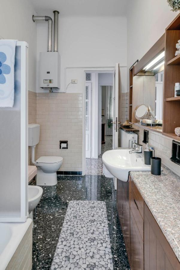Sentirsi A Casa, Lontano Da Casa-Feel At Home Away From Home Caronno Pertusella Exterior foto