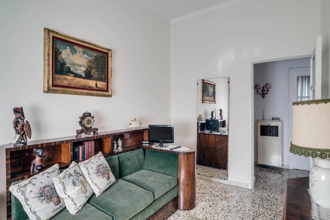 Sentirsi A Casa, Lontano Da Casa-Feel At Home Away From Home Caronno Pertusella Exterior foto